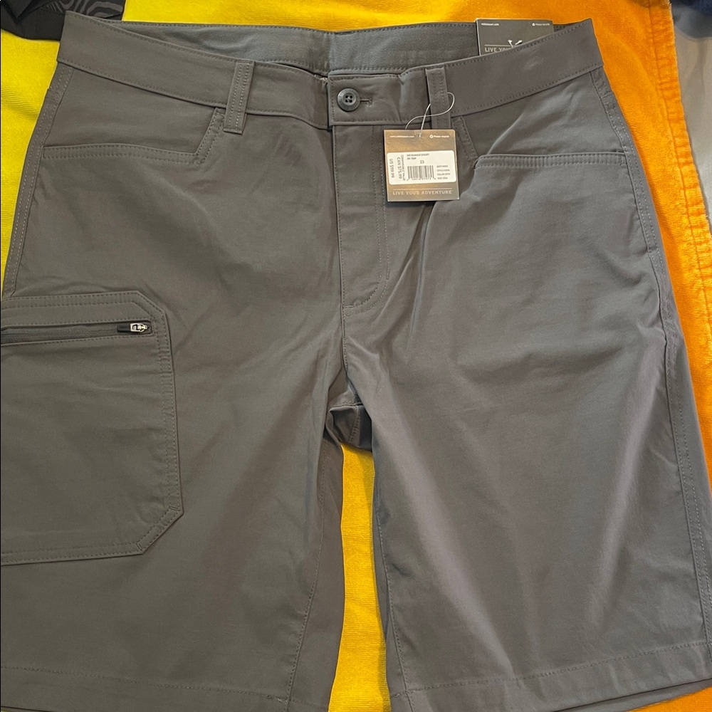 Eddie Bauer Men's Gray Cargo Shorts